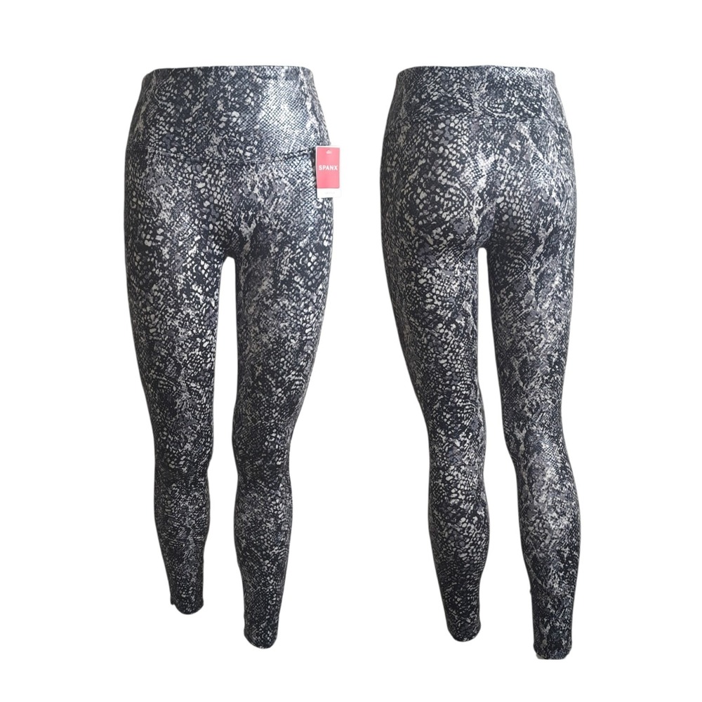 Spanx Women's Faux Leather Snake Shine Leggings Grey Size Medium 20324R